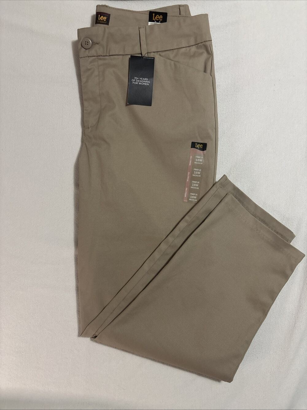 Lee Womens Wrinkle Free Straight Leg Mid Rise Khaki Pants Tan 16 Medium NWT